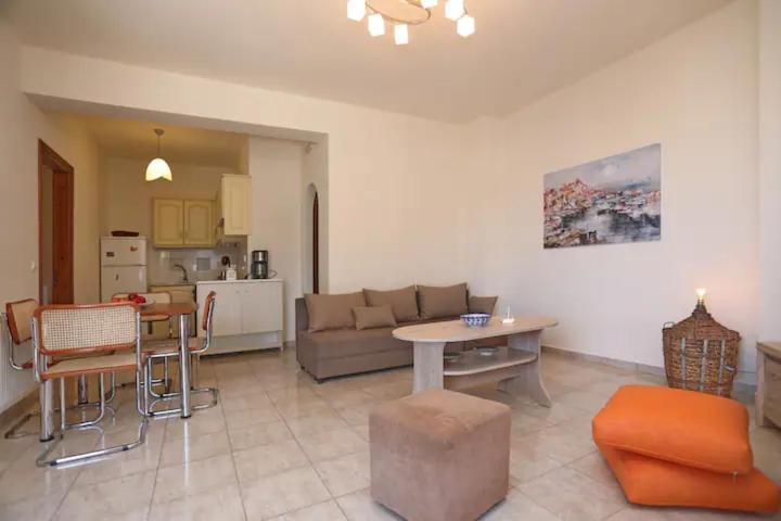 Skopelos Chara'S Lux Apartment Luaran gambar